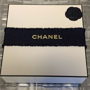 CHANEL White Gift Box w Luxurious Navy Ribbon & Camellia & Chanel Tissue XL